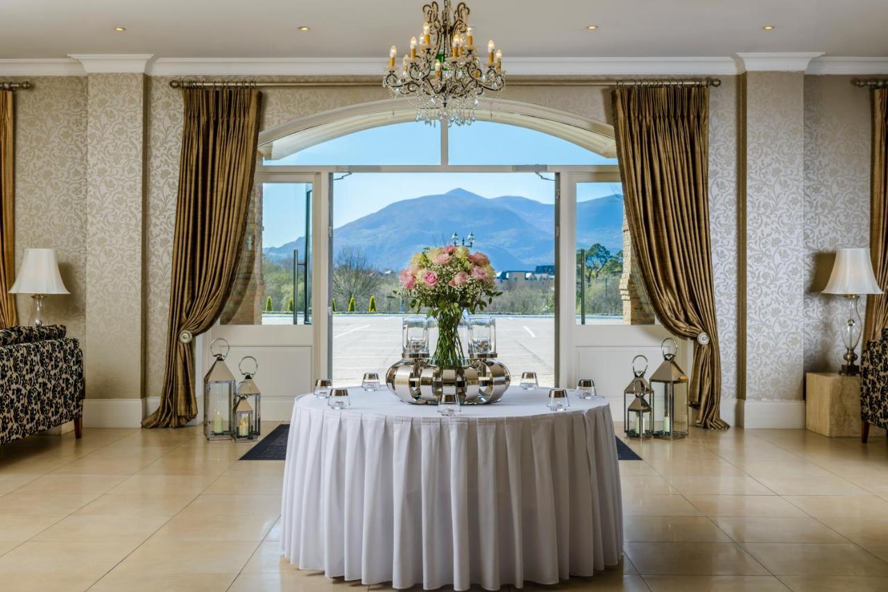 Killarney Oaks Hotel Buitenkant foto