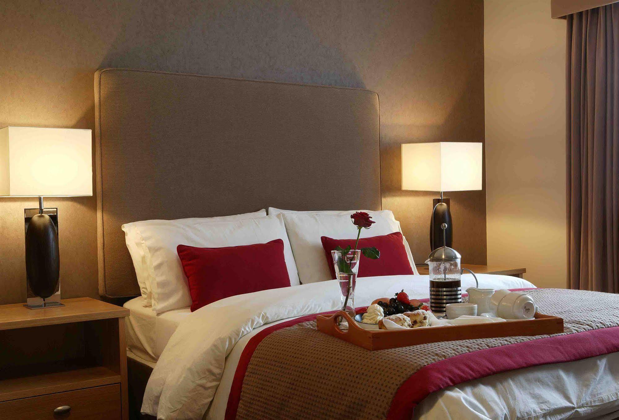 Killarney Oaks Hotel Buitenkant foto